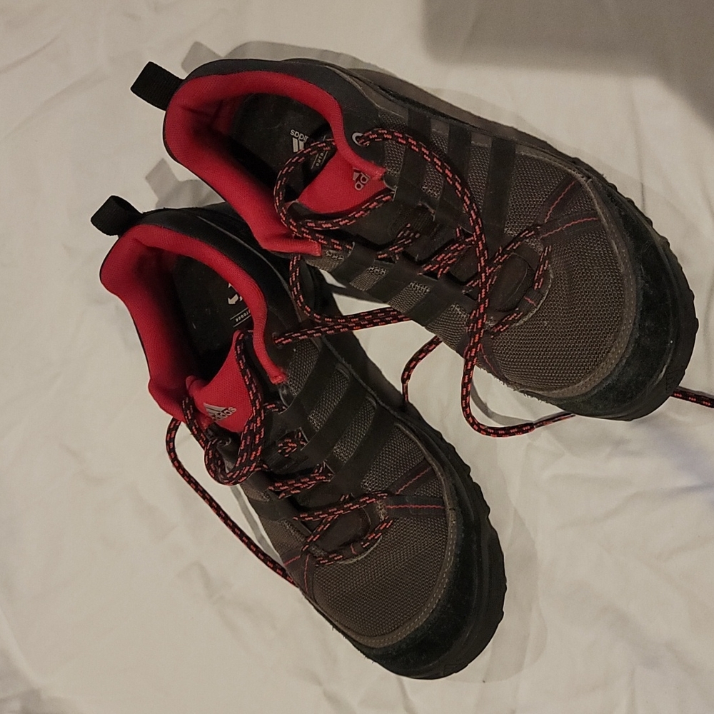Adidas women's shoes size 8